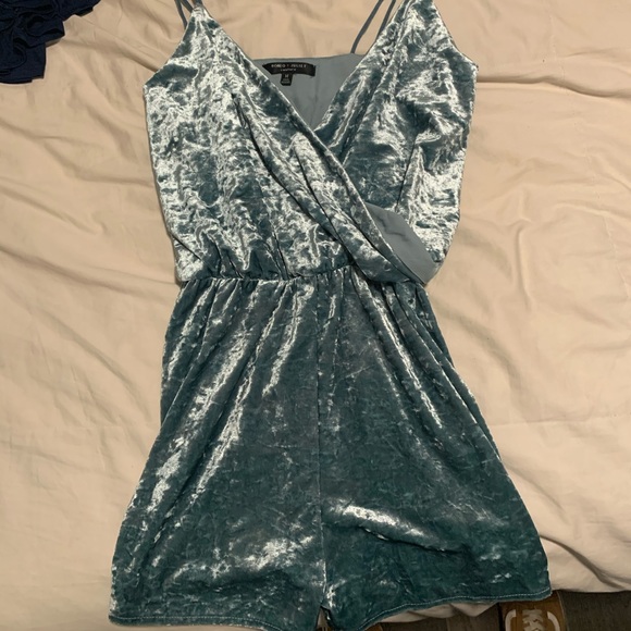 Romper - Picture 1 of 1